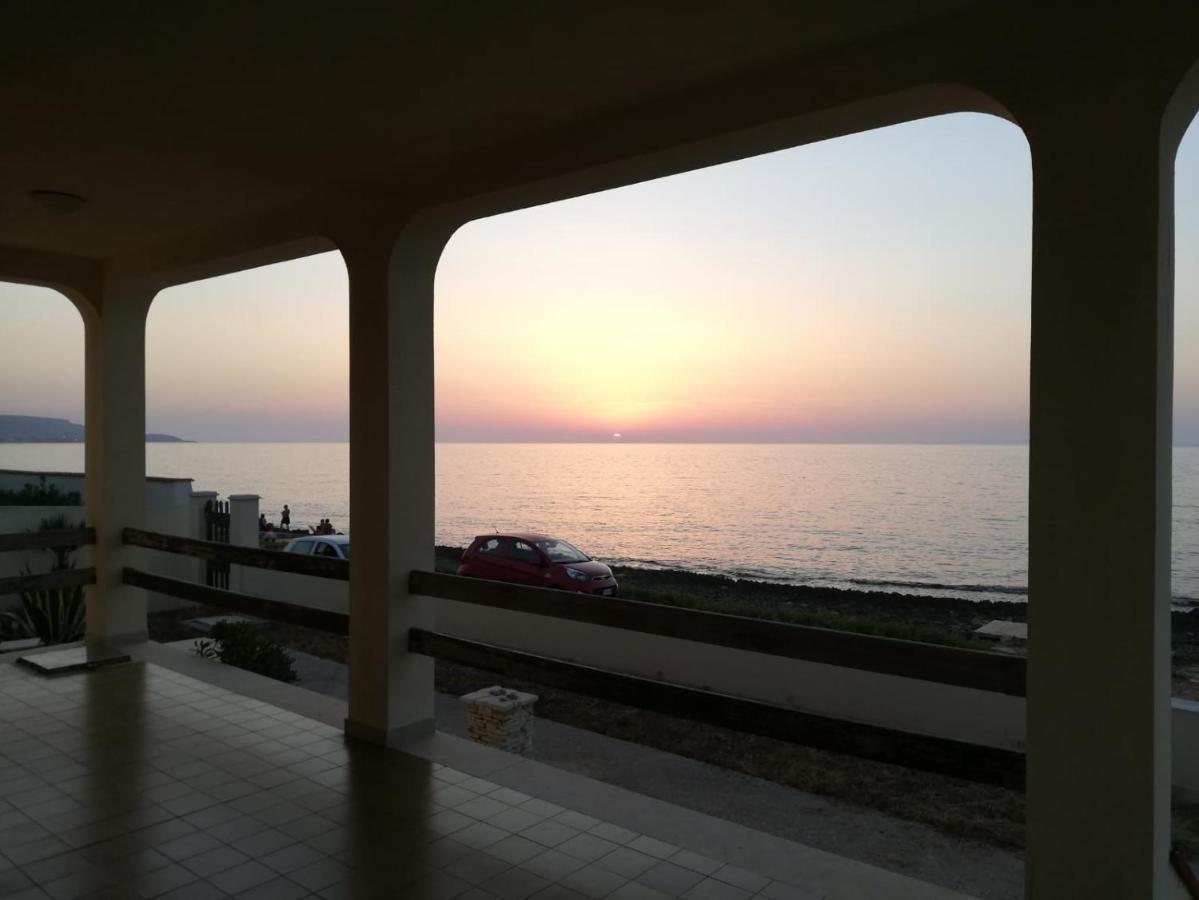 Villino Maria Elena Apartman Valderice Kültér fotó