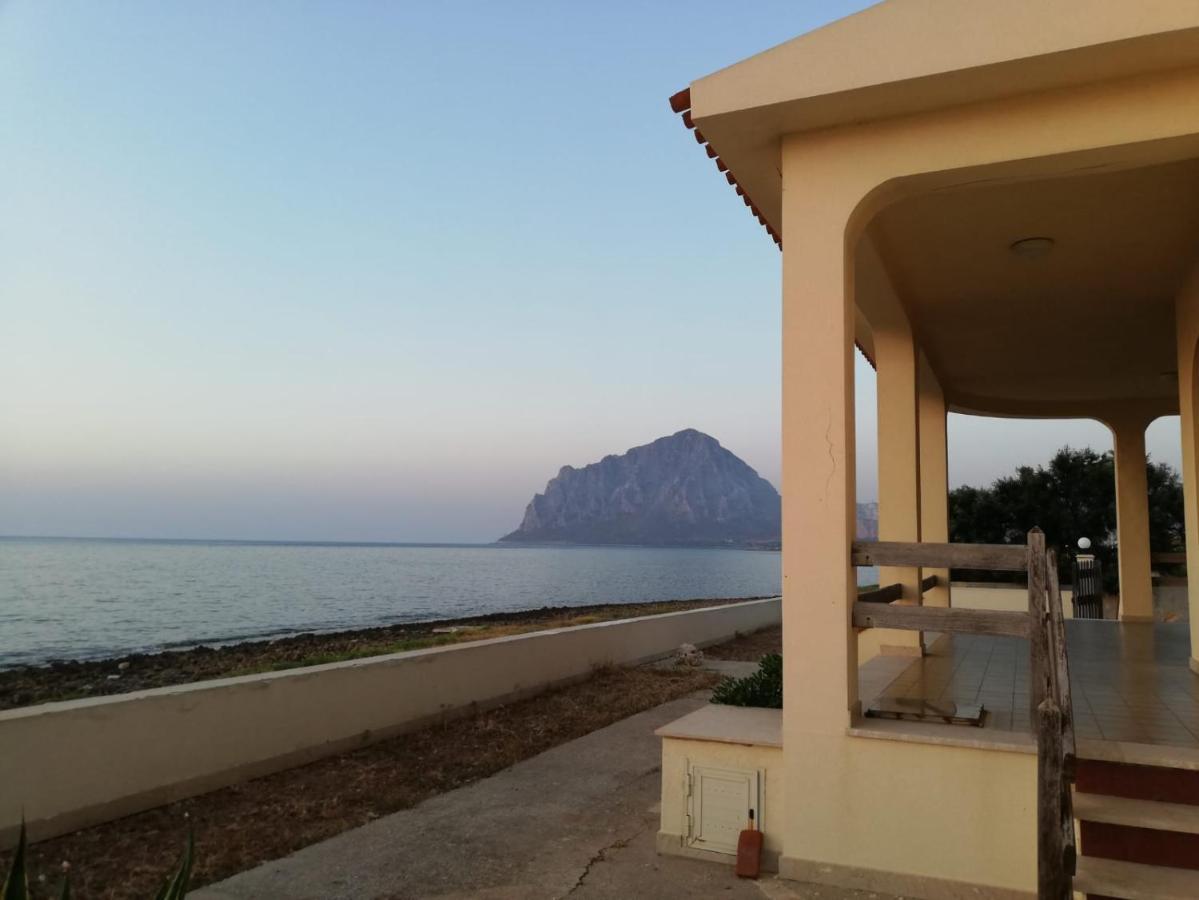 Villino Maria Elena Apartman Valderice Kültér fotó